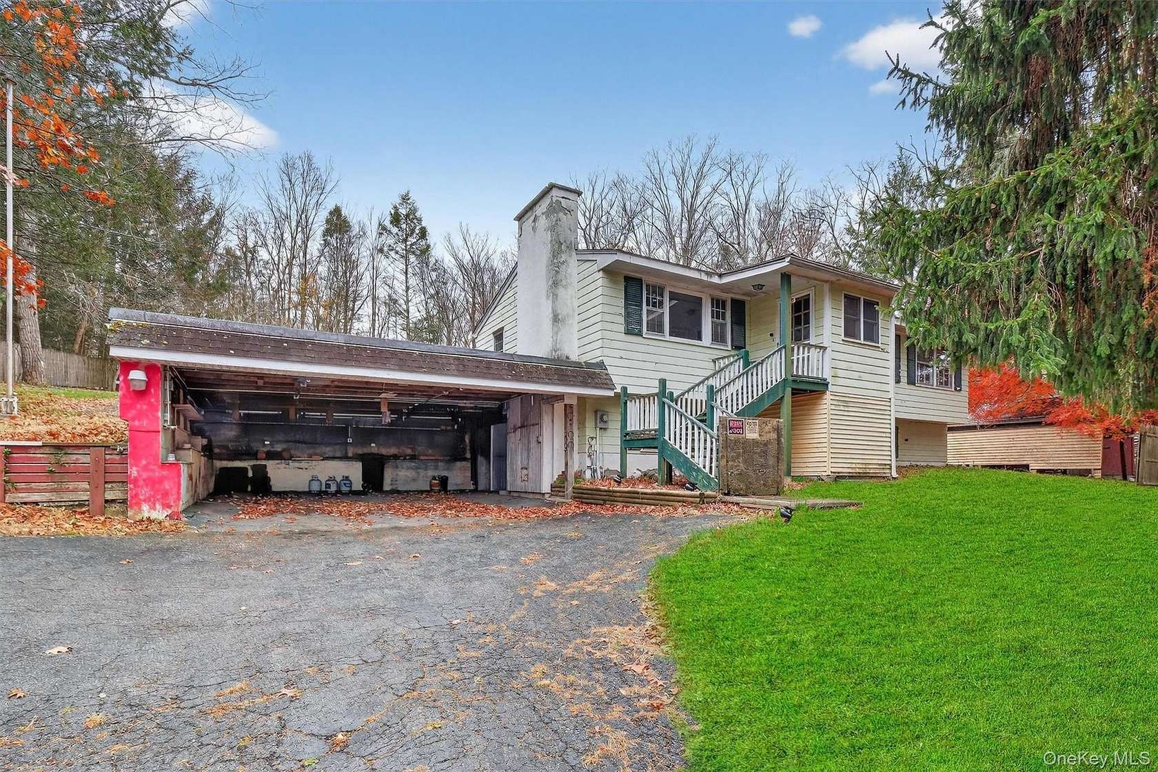 3.1 Acres of Residential Land with Home for Sale in Stanfordville, New York