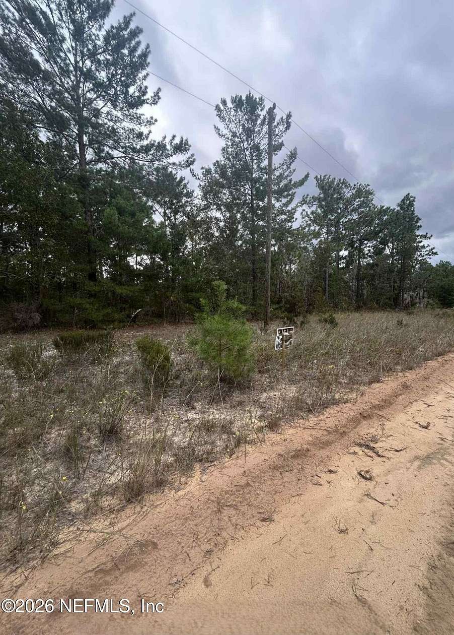 0.1 Acres of Residential Land for Sale in Interlachen, Florida
