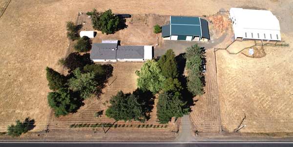 115 Acres of Agricultural Land with Home for Sale in Oakland, Oregon