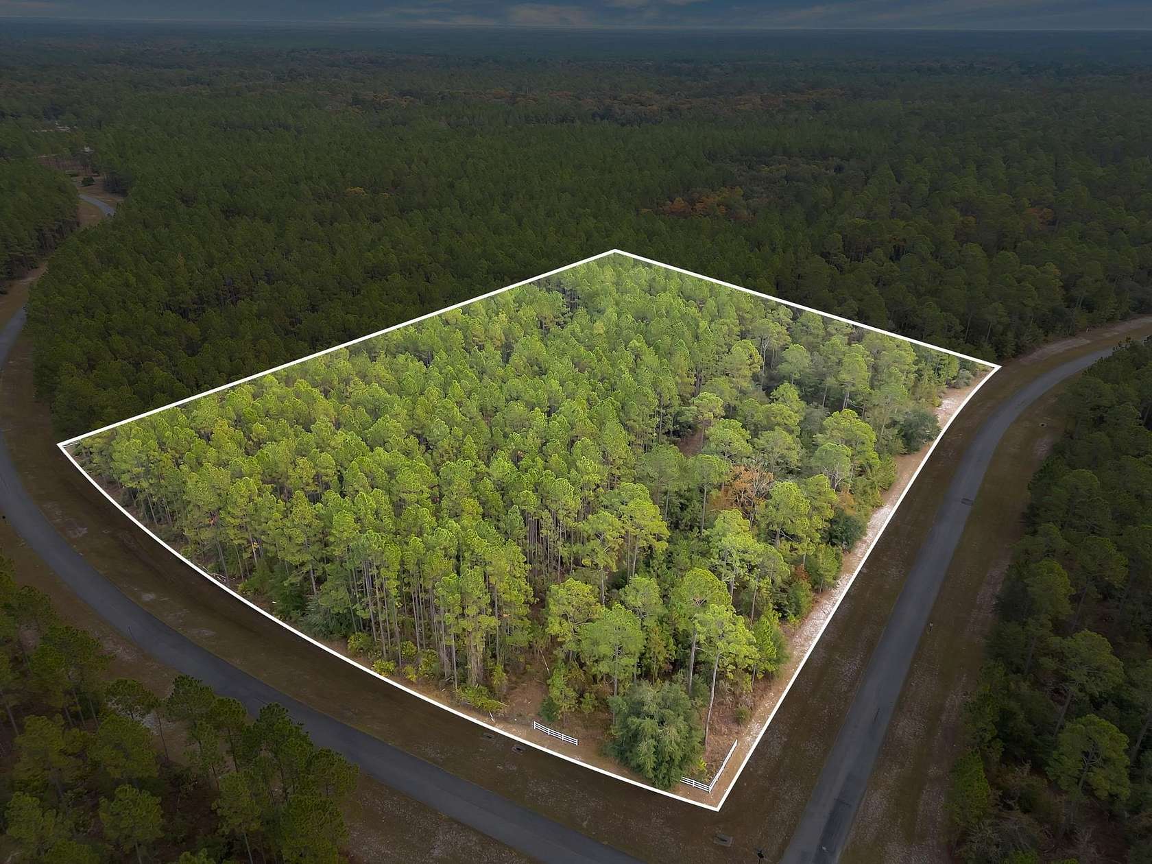 8 Acres of Land for Sale in Tallahassee, Florida