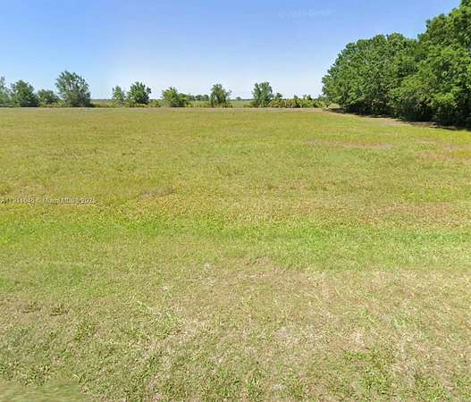 1 Acre of Residential Land for Sale in Sebring, Florida