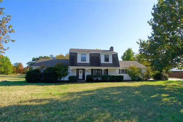 2.65 Acres of Residential Land with Home for Sale in Gainesville, Texas