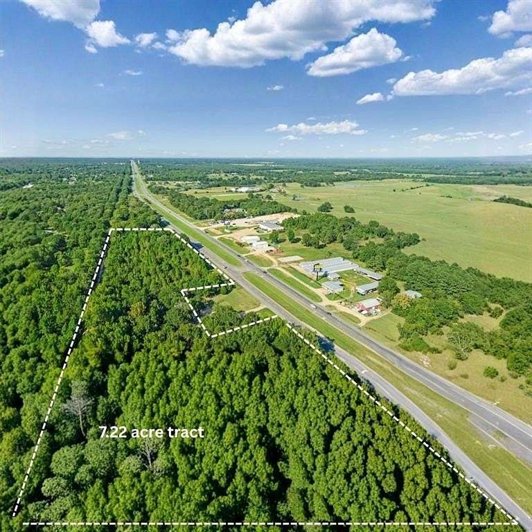 7.22 Acres of Mixed-Use Land for Sale in Powderly, Texas
