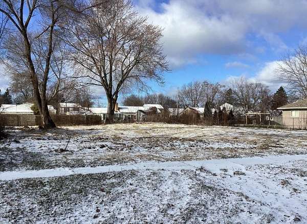 0.29 Acres of Mixed-Use Land for Sale in Flint, Michigan