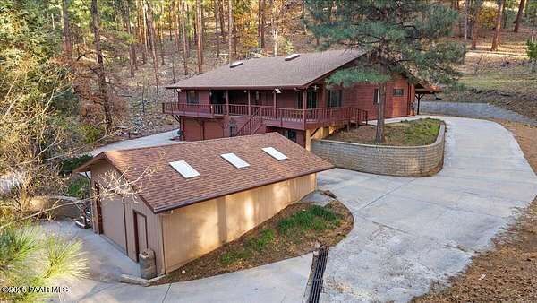 2.6 Acres of Residential Land with Home for Sale in Prescott, Arizona