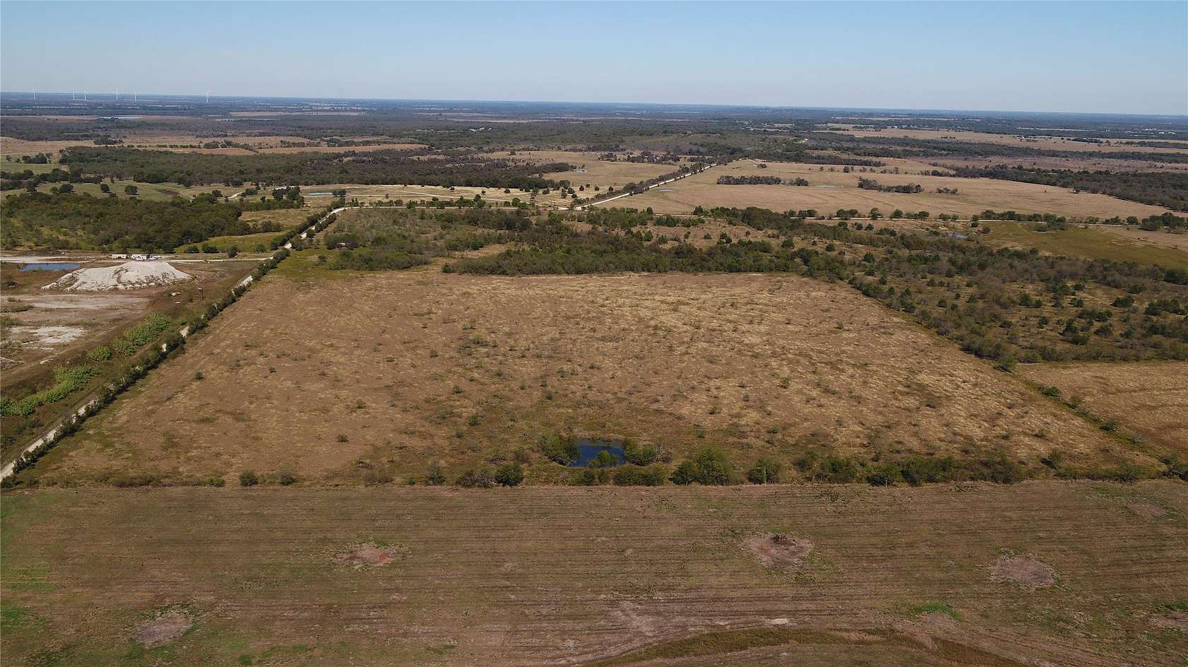 10 Acres of Recreational & Residential Land for Sale in Tehuacana, Texas
