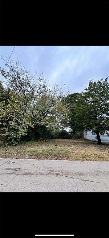 0.09 Acres of Residential Land for Sale in Waxahachie, Texas