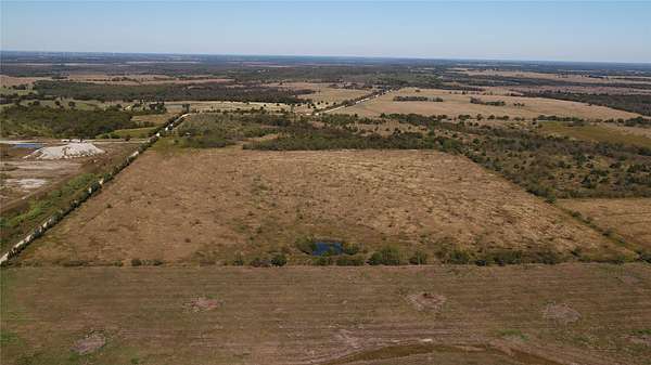10 Acres of Recreational & Residential Land for Sale in Tehuacana, Texas