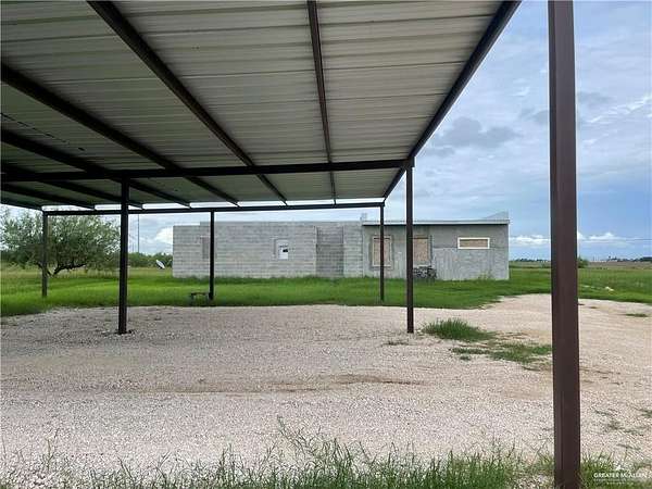 10 Acres of Residential Land with Home for Sale in Weslaco, Texas