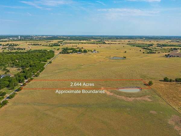 2.64 Acres of Residential Land for Sale in Ennis, Texas