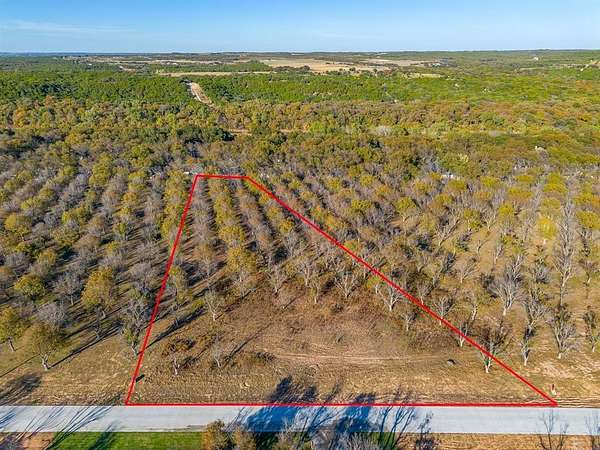 2.69 Acres of Residential Land for Sale in Granbury, Texas