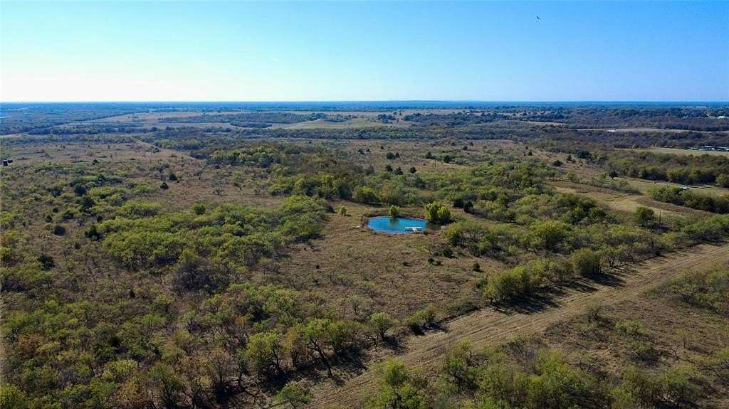 20 Acres of Land for Sale in Corsicana, Texas