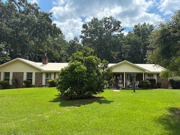 6 Acres of Residential Land with Home for Sale in Eutaw, Alabama