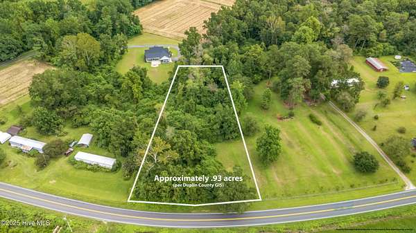0.93 Acres of Residential Land for Sale in Wallace, North Carolina