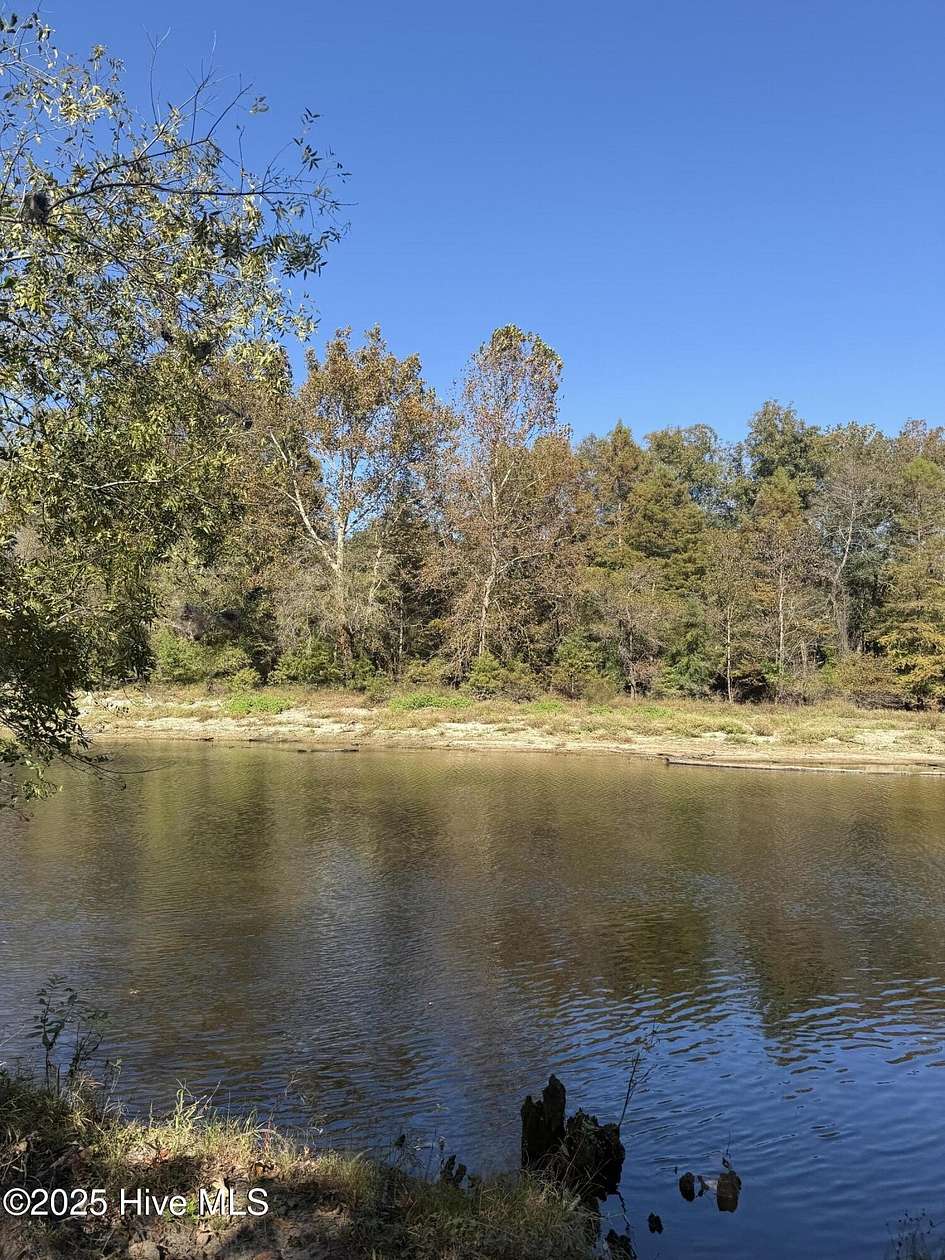 1.28 Acres of Residential Land for Sale in Burgaw, North Carolina