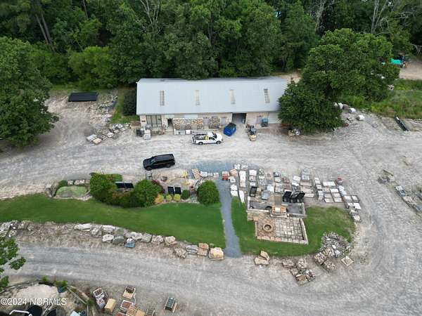 7 Acres of Improved Residential Land for Sale in Aberdeen, North Carolina