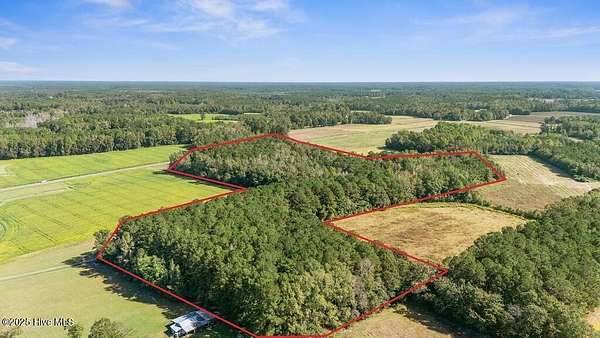18.6 Acres of Land for Sale in Whiteville, North Carolina