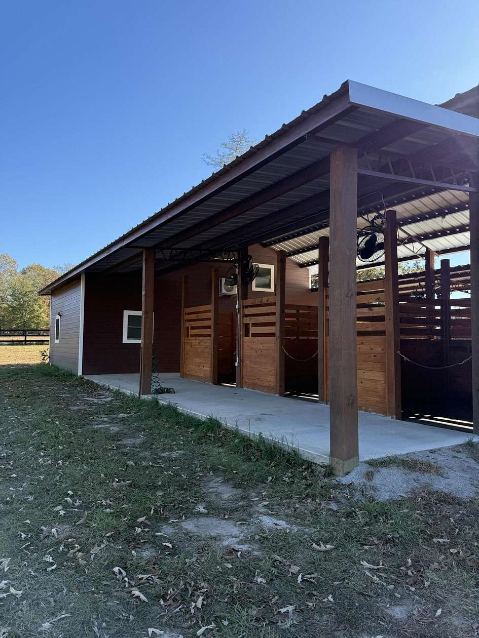 Residential Land with Home for Lease in Wagener, South Carolina