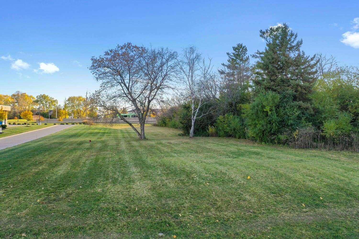 1.32 Acres of Commercial Land for Sale in Oshkosh, Wisconsin