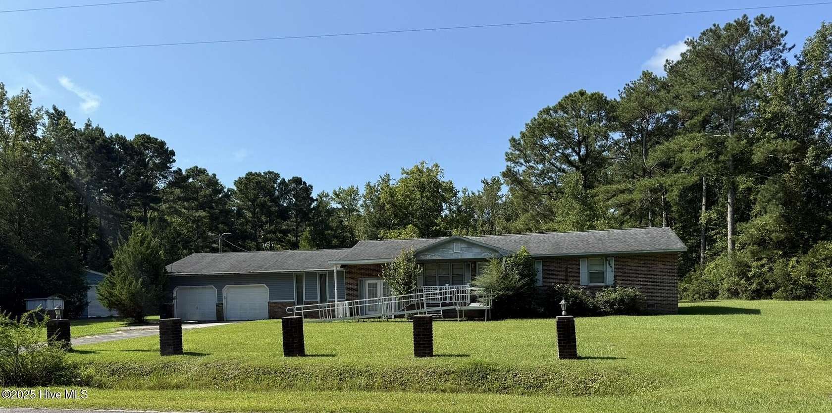 6.27 Acres of Residential Land with Home for Sale in Rocky Point, North Carolina