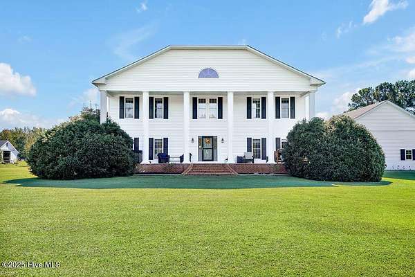 4.75 Acres of Residential Land with Home for Sale in Bolivia, North Carolina