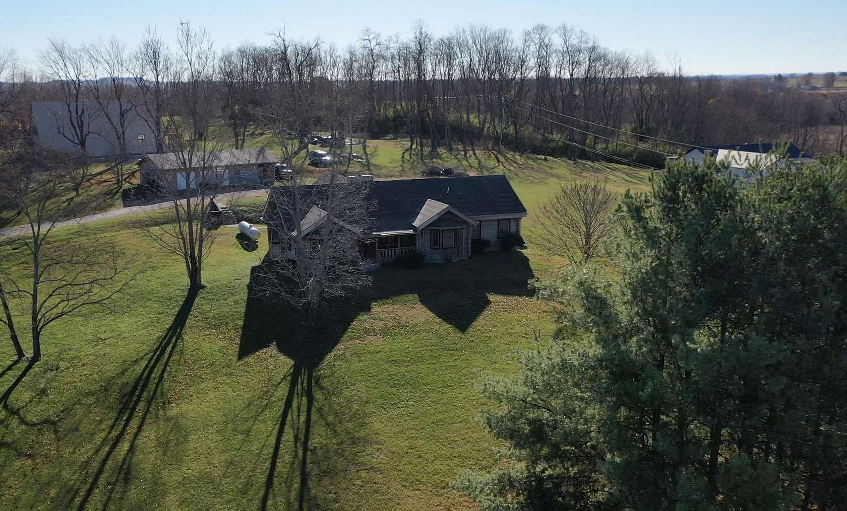 2.76 Acres of Residential Land with Home for Sale in Lancaster, Kentucky