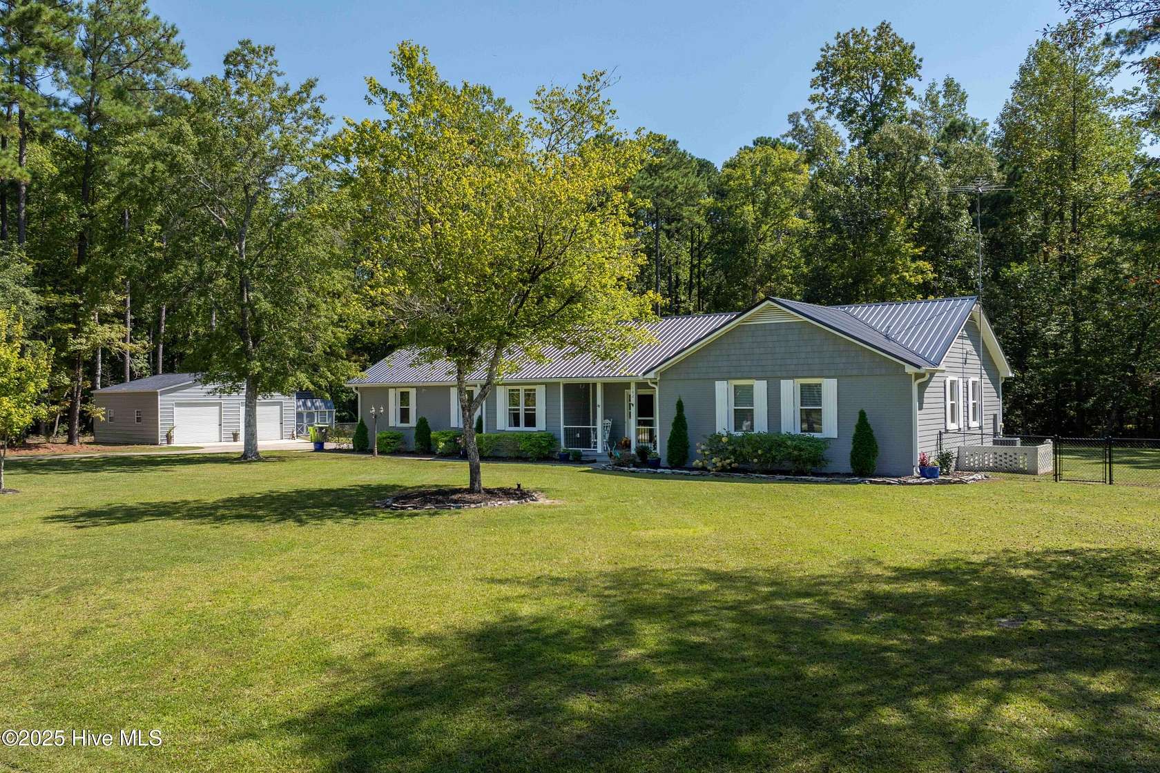 2.2 Acres of Residential Land with Home for Sale in New Bern, North Carolina