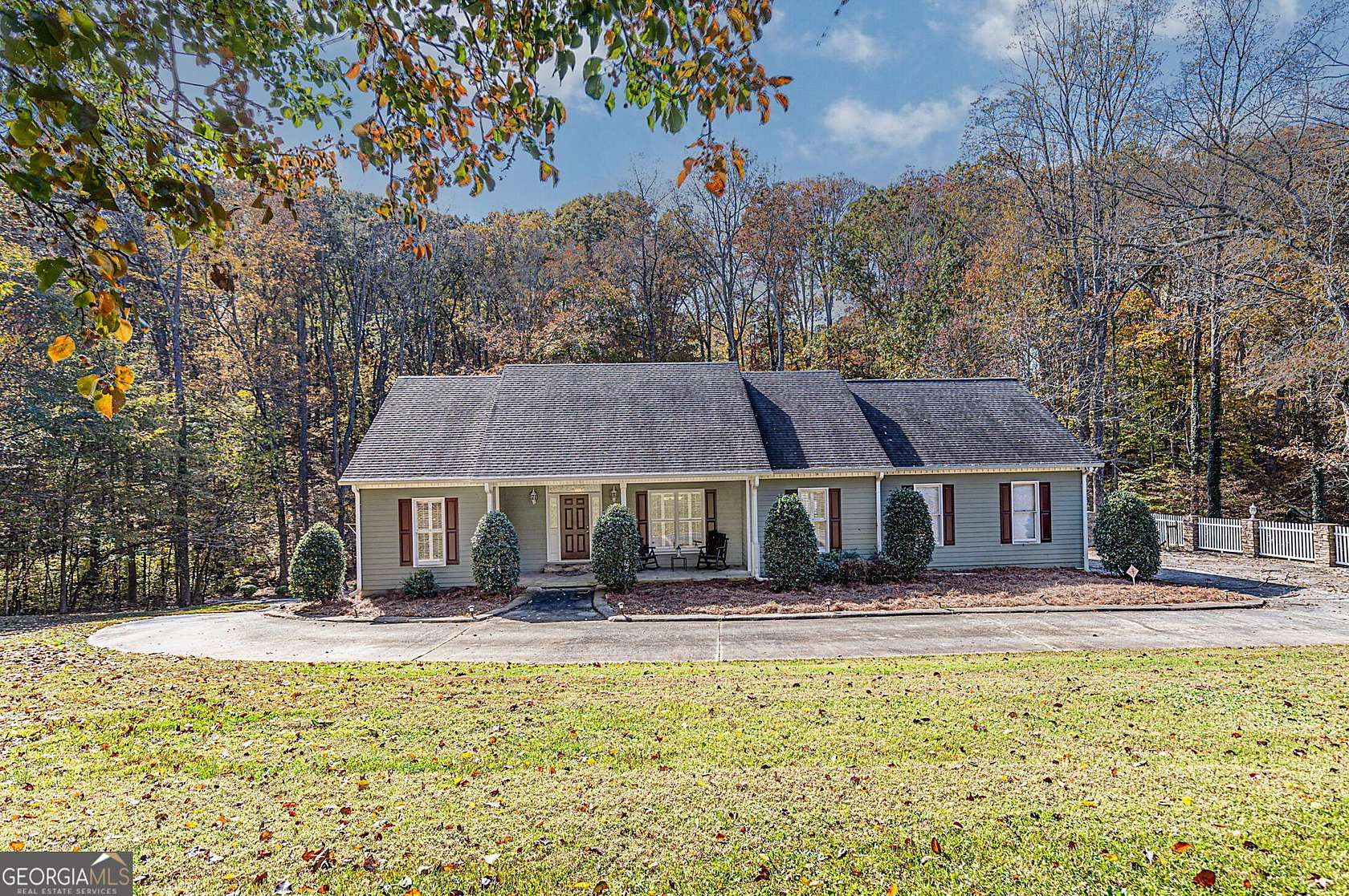 1.64 Acres of Residential Land with Home for Sale in Kennesaw, Georgia