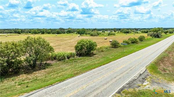 1.32 Acres of Residential Land for Sale in Lockhart, Texas
