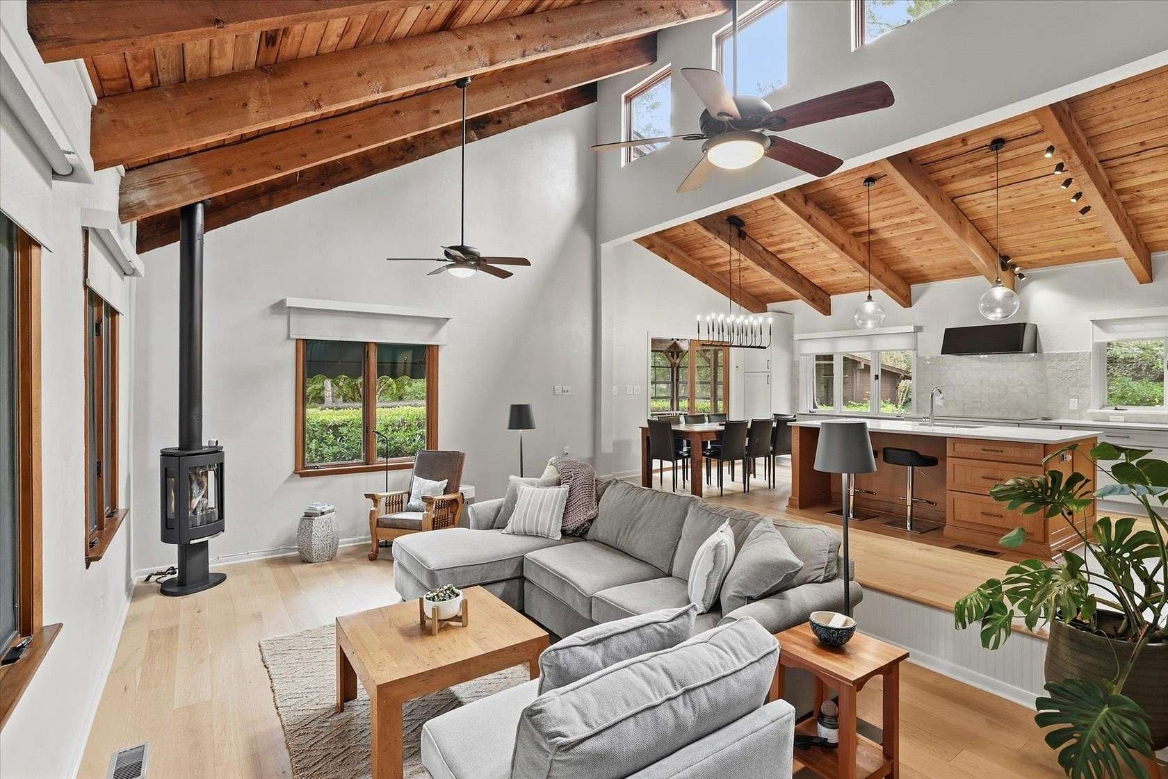 12.9 Acres of Land with Home for Sale in Tallahassee, Florida