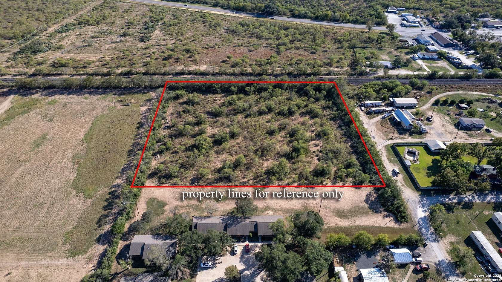 5.18 Acres of Mixed-Use Land for Sale in Sabinal, Texas