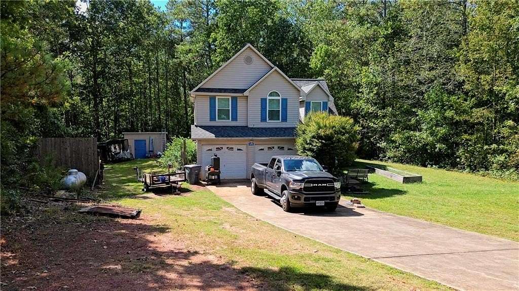 3.64 Acres of Residential Land with Home for Sale in Griffin, Georgia