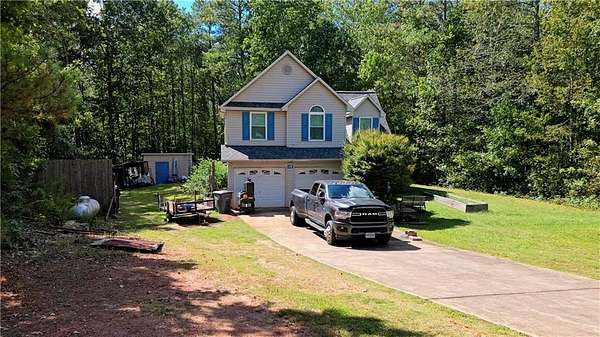 3.64 Acres of Residential Land with Home for Sale in Griffin, Georgia