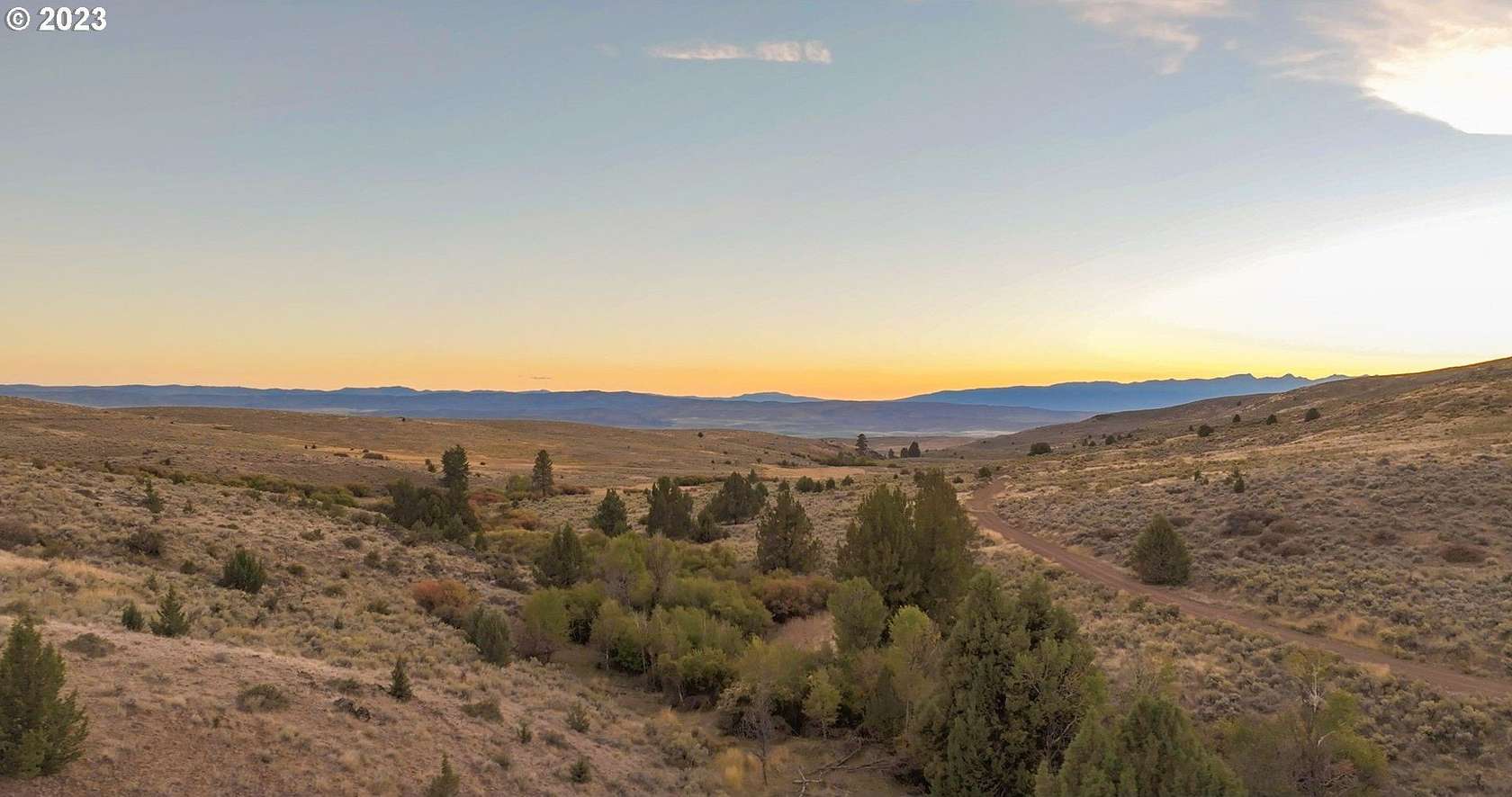 1,618 Acres of Land for Sale in Baker City, Oregon