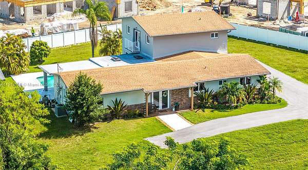 2.38 Acres of Residential Land with Home for Lease in Miami, Florida
