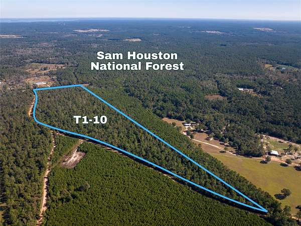 6 Acres of Land for Sale in Cleveland, Texas