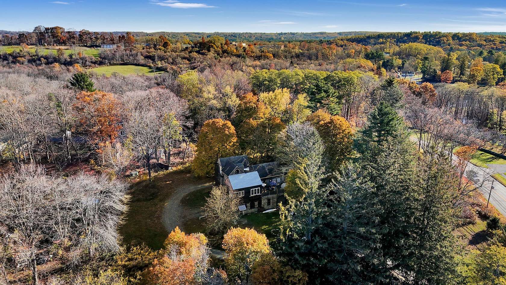 2.73 Acres of Residential Land with Home for Sale in Litchfield, Connecticut