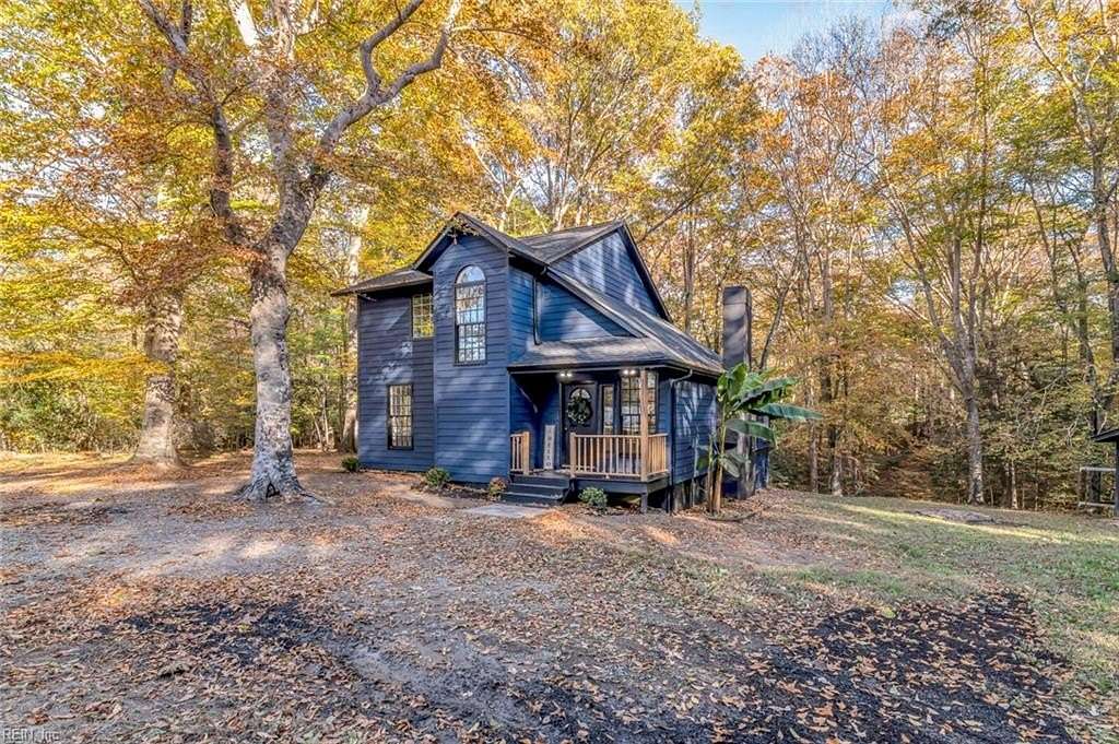 2 Acres of Residential Land with Home for Sale in Spring Grove, Virginia