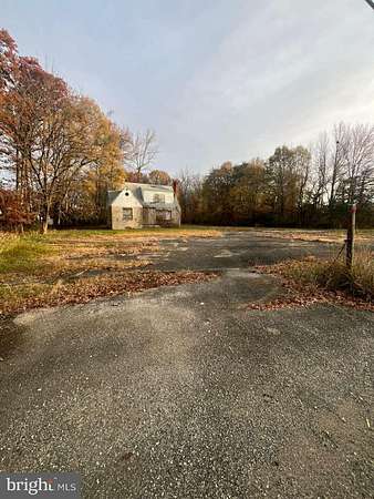 1.7 Acres of Residential Land with Home for Sale in Accokeek, Maryland