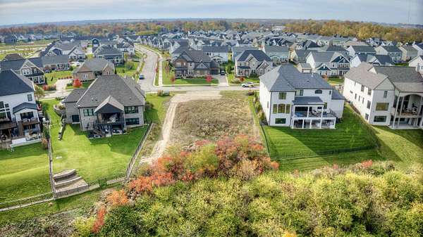 0.7 Acres of Residential Land for Sale in Villa Hills, Kentucky