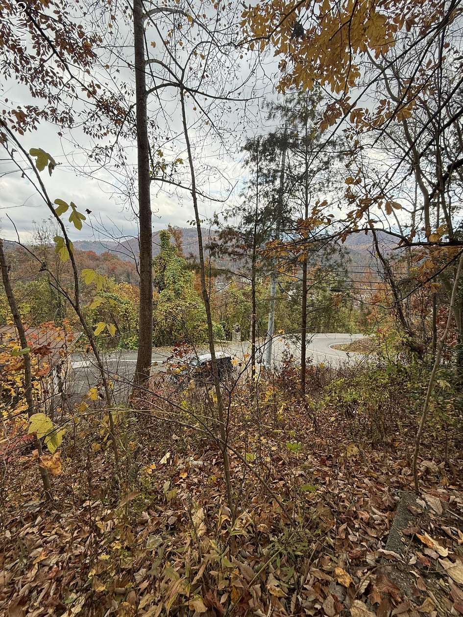 0.28 Acres of Residential Land for Sale in Gatlinburg, Tennessee