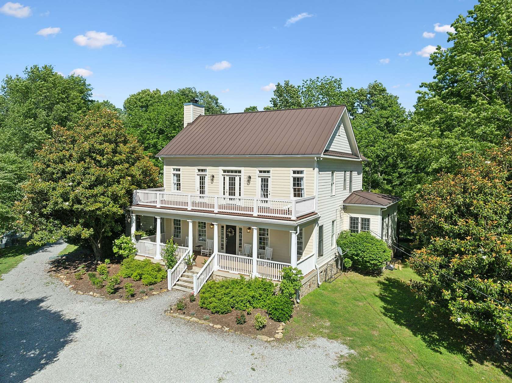 25.2 Acres of Agricultural Land with Home for Auction in Columbia, Tennessee