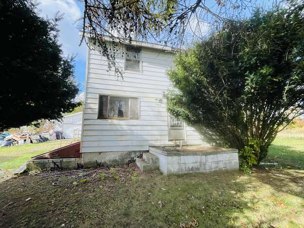 5.2 Acres of Residential Land with Home for Sale in Parma, Michigan