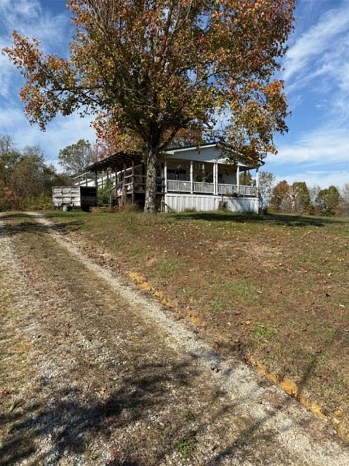57 Acres of Land with Home for Sale in Willow Shade, Kentucky