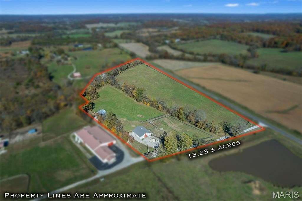 13.2 Acres of Agricultural Land for Sale in Oak Ridge, Missouri