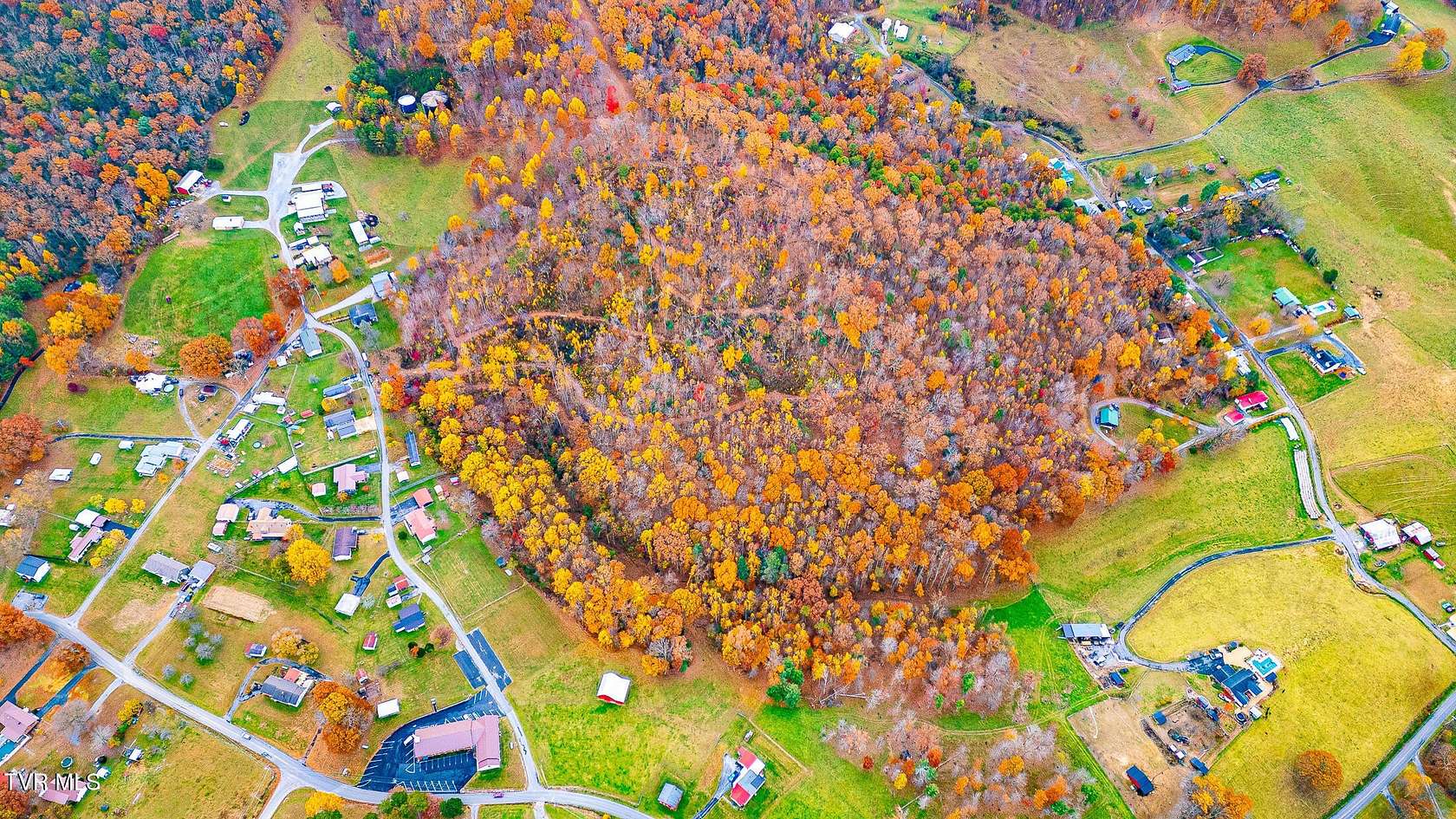 16.7 Acres of Land for Sale in Elizabethton, Tennessee