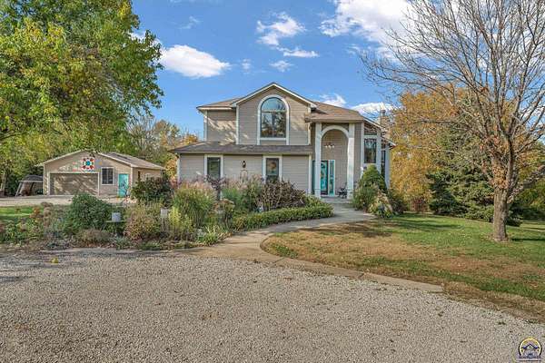 4.32 Acres of Residential Land with Home for Sale in Topeka, Kansas