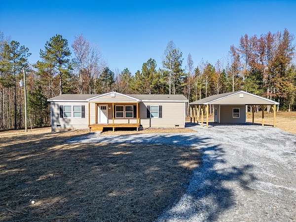 2 Acres of Residential Land with Home for Sale in Kenbridge, Virginia