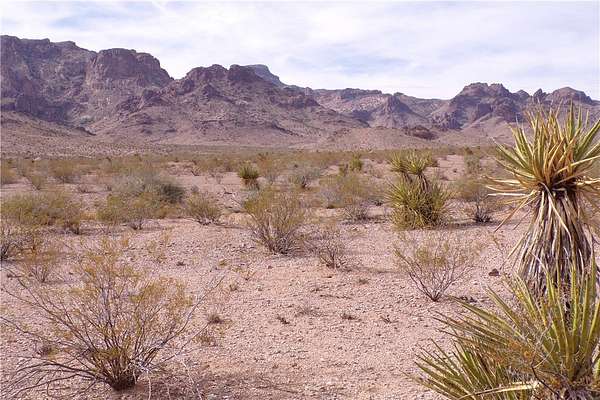 2.35 Acres of Land for Sale in Golden Valley, Arizona
