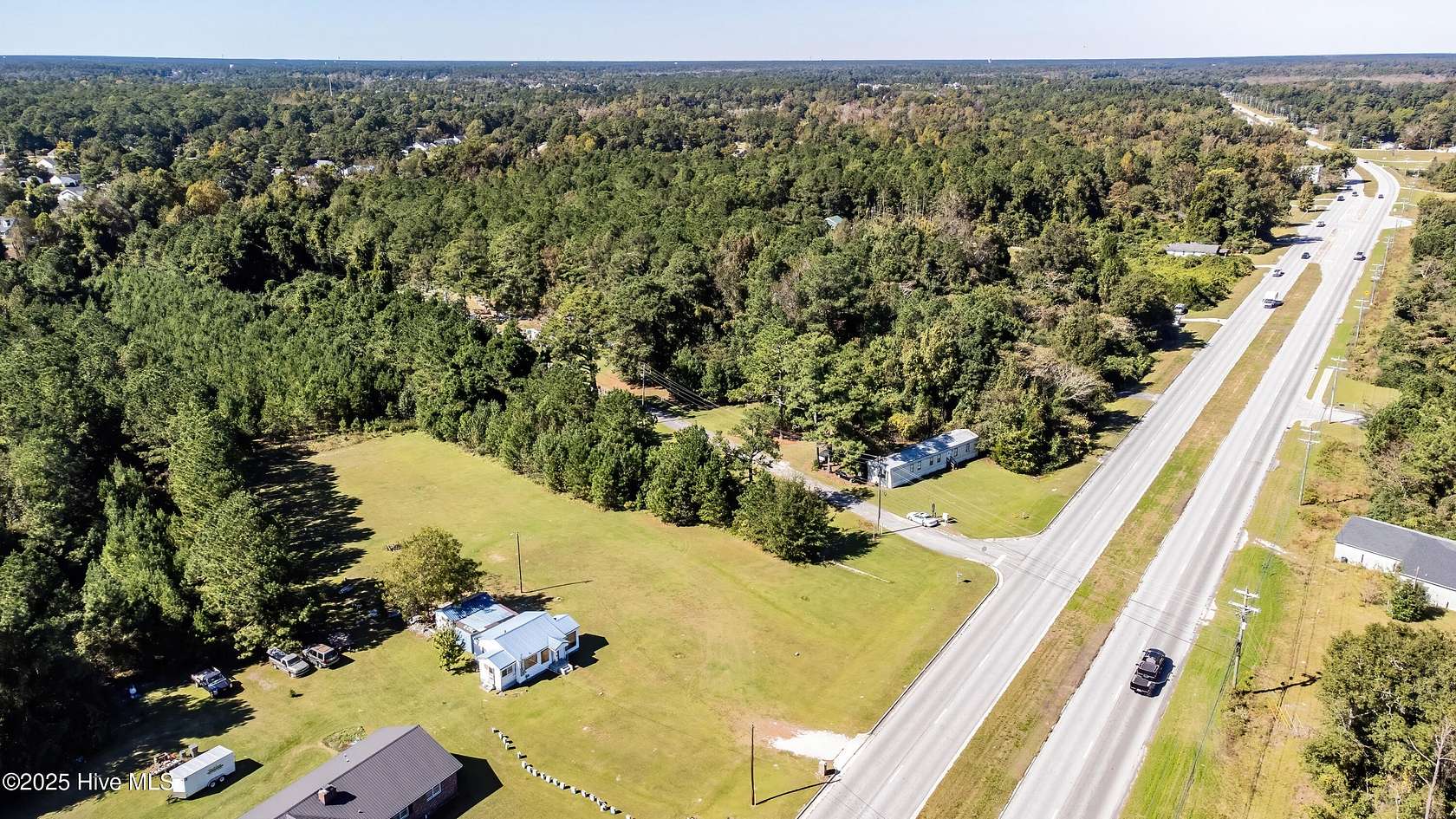 5 Acres of Residential Land for Sale in Midway Park, North Carolina